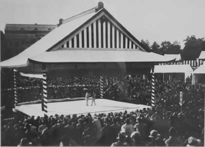 <center><i>Snímek z prvního Celo Japonského Šampionátu</i></center>